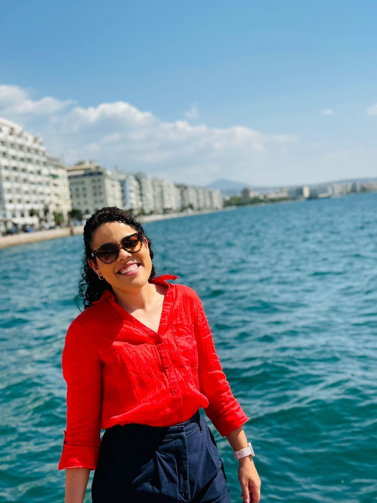 Prof. Caroline Freire - Professora de inglês especializada em conversação e inglês para negócios